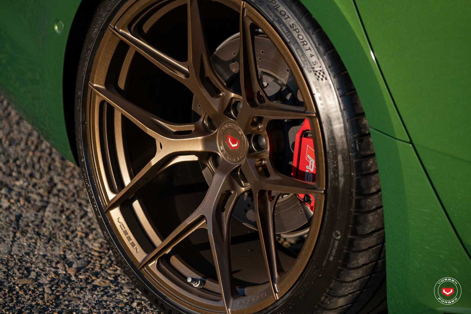 Gallery VOSSEN S21-01 vossen_S21_Mono_Gallery-2.jpg