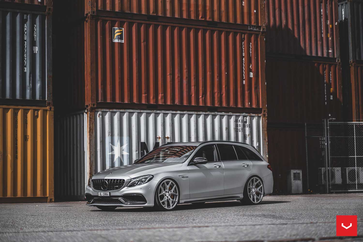 Gallery VOSSEN HF-5 vossen_HF5_Mono_Gallery_1.jpg